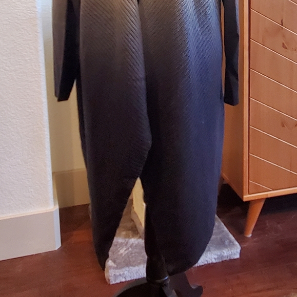 Gray and black ombre cardigan - Picture 9 of 12